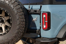 Load image into Gallery viewer, DV8 Offroad 21-24 Ford Bronco Tire Carrier
