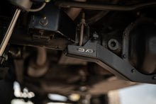 Load image into Gallery viewer, DV8 Offroad 2007-2018 Jeep Wrangler JK Dana 44 Rear Differential Skid Plate
