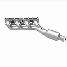 Load image into Gallery viewer, Magnaflow 05-06 Nissan Titan 5.6L Direct Fit Converter
