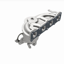 Load image into Gallery viewer, Magnaflow 13-17 Hyundai Santa Fe Sport 2.4L Direct Fit Cat Converter
