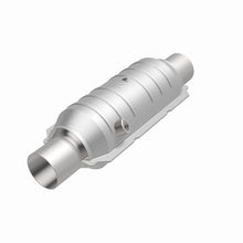Load image into Gallery viewer, Magnaflow Conv Univ 2.50 HM Angled O2
