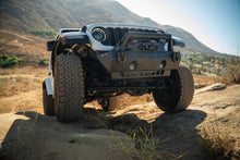 Load image into Gallery viewer, DV8 Offroad 2018+ Jeep Wrangler JL/Gladiator JT Front Differential Skid Plate
