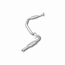 Load image into Gallery viewer, Magnaflow 2006 Chevrolet Express 2500 4.8L Direct Fit Converter
