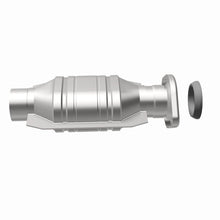 Load image into Gallery viewer, MagnaFlow Conv DF 01-03 Highlander underbody | 93268
