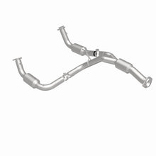 Load image into Gallery viewer, Magnaflow 12-14 Chevrolet Silverado 2500 HD 6.0L Direct Fit Converter
