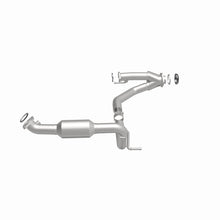 Load image into Gallery viewer, Magnaflow DF Converter 05-11 Toyota Tacoma 4.0L
