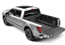 Load image into Gallery viewer, Retrax 17-26 Honda Ridgeline 5ft Bed RetraxPRO EZ-Off FRC-4000
