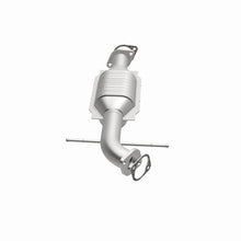 Load image into Gallery viewer, MagnaFlow Conv DF 02-05 Sedona 3.5L Rear
