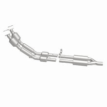 Load image into Gallery viewer, Magnaflow 2006 Volkswagen Passat 3.6L Direct Fit Converter
