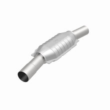 Load image into Gallery viewer, MagnaFlow Conv DF GM 25inch x 7inch x 4inch 2.5/2.5inch
