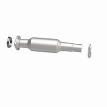 Load image into Gallery viewer, Magnaflow 04-06 Toyota Sienna 3.3L Direct Fit Converter
