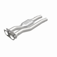 Load image into Gallery viewer, MagnaFlow Conv DF 96-97 7.4L 3500 Truck Rear

