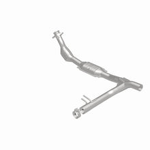 Load image into Gallery viewer, MagnaFlow CONV DF 99 F-150 5.4L V8 P/S 2WD
