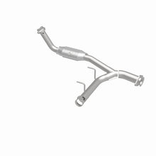Load image into Gallery viewer, MagnaFlow Conv DF 03-05 Ford Expedition/05-06 Lincoln Navigator 5.4L P/S
