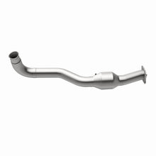 Load image into Gallery viewer, MagnaFlow Conv. DF 01-05 GM Silv/Sierra 6.6L

