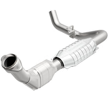Load image into Gallery viewer, MagnaFlow Conv DF 99-02 Expedition 5.4L 4wd
