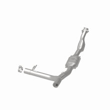 Load image into Gallery viewer, MagnaFlow CONV DF 99 F-150 5.4L V8 P/S 2WD
