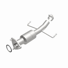 Load image into Gallery viewer, Magnaflow 10-12 Mazda CX-7 2.5L Direct Fit Converter
