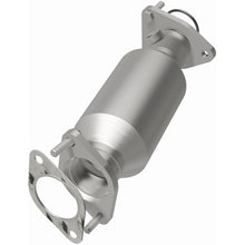 Load image into Gallery viewer, Magnaflow 05-17 Nissan Frontier 4.0L Direct Fit Converter
