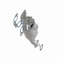 Load image into Gallery viewer, Magnaflow 04-06 Toyota Sienna 3.3L Direct Fit Converter
