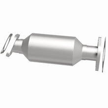 Load image into Gallery viewer, Magnaflow 10-13 Hyundai Santa Fe 2.4L Direct Fit Converter
