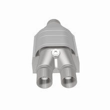 Load image into Gallery viewer, MagnaFlow Conv Universal 2.5/2 Single/Dual O2
