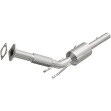 Load image into Gallery viewer, MagnaFlow California Grade CARB Compliant Converter Direct Fit 05-09 Volkswagen Jetta L5 2.5L
