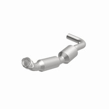 Load image into Gallery viewer, Magnaflow 2007 Ford E-150 4.6L Direct Fit Converter
