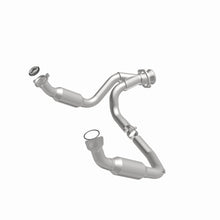 Load image into Gallery viewer, MagnaFlow Conv DF 2007-2008 Cadillac Escalade 6.2L | 5451631
