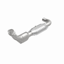 Load image into Gallery viewer, MagnaFlow Conv DF 99-00 Expedition 4.6 2WD DS
