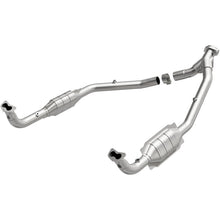 Load image into Gallery viewer, MagnaFlow Conv DF 94-95 Disc./Defender 3.9L
