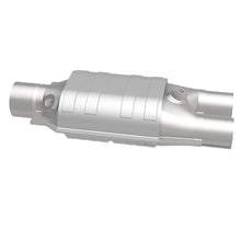 Load image into Gallery viewer, MagnaFlow Conv Univ 2.5inch/2inch single/dual w/ O2
