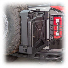 Load image into Gallery viewer, Turn Offroad 2021+ Ford Bronco Tailgate Jerry Can Mount | EA8-M1
