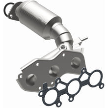 Load image into Gallery viewer, Magnaflow 2011 Toyota Sienna 3.5L Direct Fit Converter
