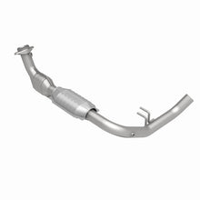 Load image into Gallery viewer, MagnaFlow Conv DF 99-02 Expedition 5.4L 4wd
