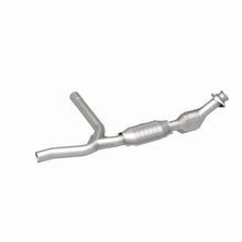 Load image into Gallery viewer, MagnaFlow Conv DF 01-04 Ford F-150 4.2L 2wd
