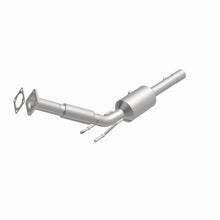 Load image into Gallery viewer, MagnaFlow California Grade CARB Compliant Converter Direct Fit 05-09 Volkswagen Jetta L5 2.5L

