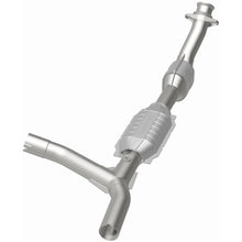 Load image into Gallery viewer, MagnaFlow Conv DF 01-03 Ford E150 4.2L Passenger Side
