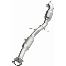 Load image into Gallery viewer, Magnaflow 03-04 Volvo XC70 2.5L Direct Fit Converter
