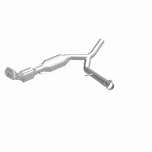 Load image into Gallery viewer, MagnaFlow Conv DF 04-06 F-150 5.4 2WD P/S 49S
