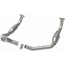 Load image into Gallery viewer, MagnaFlow Conv DF 94-95 Disc./Defender 3.9L
