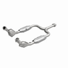 Load image into Gallery viewer, MagnaFlow Conv DF 99-04 Ford Mustang 3.8L
