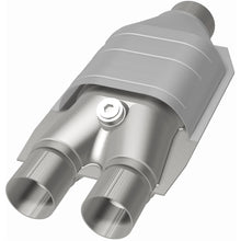 Load image into Gallery viewer, MagnaFlow Conv Universal 2.5/2 Single/Dual O2

