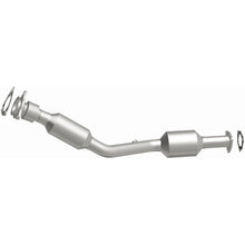 Load image into Gallery viewer, Magnaflow 08-10 Saturn Vue 2.4L Direct Fit Converter
