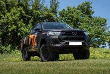 Load image into Gallery viewer, Zone Offroad 06-25 Toyota Hilux 1.5in Front/1in Rear Suspension Lift Kit
