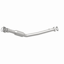 Load image into Gallery viewer, Magnaflow 07-09 Chevrolet Equinox 3.4L Direct Fit Converter
