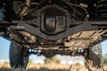 Load image into Gallery viewer, DV8 18-25 Jeep Wrangler/Gladiator Rubicon (JL/JLU/JT) Rear Differential Skid Plate
