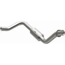 Load image into Gallery viewer, Magnaflow 07-09 Chrysler Aspen 5.7L Direct Fit Converter
