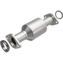 Load image into Gallery viewer, Magnaflow 11-15 Toyota Sienna 3.5L Direct Fit Converter
