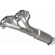 Load image into Gallery viewer, Magnaflow 05-16 Nissan Frontier 2.5L Direct Fit Converter

